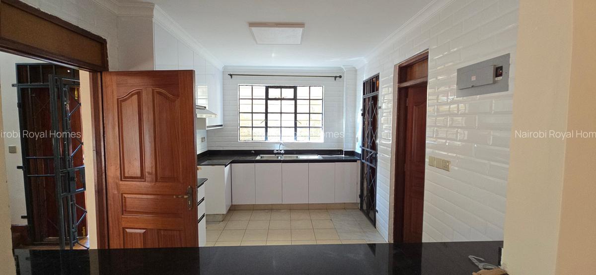 5 Bed Townhouse with En Suite at Kaputei Garden - 16