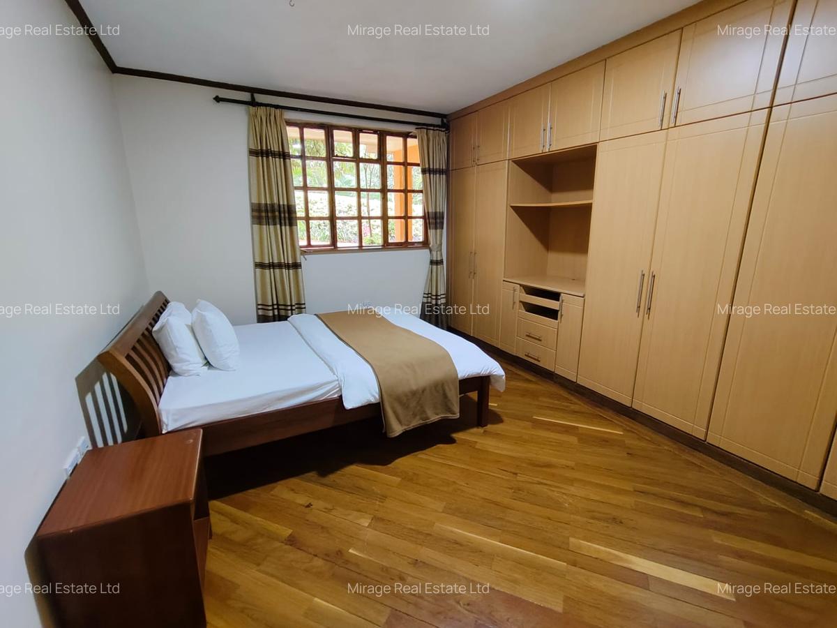 1 Bed House with Swimming Pool in Riverside - 5