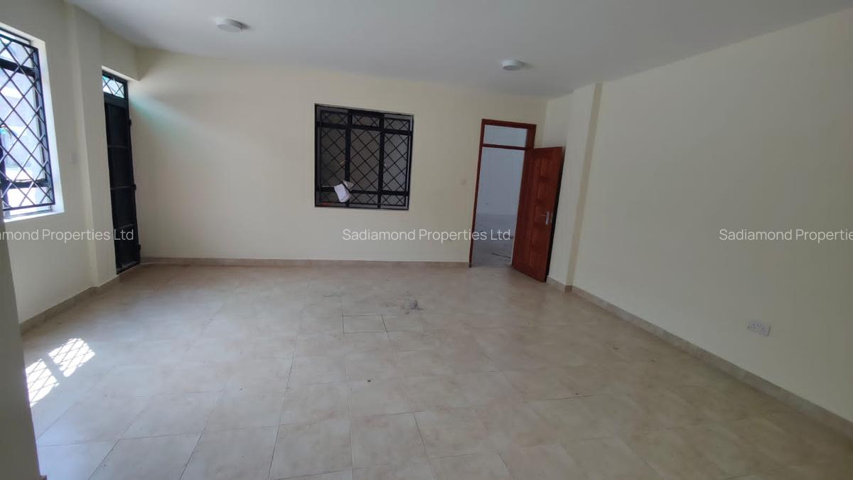 7,530 ft² Warehouse with Parking in Thika Road - 7