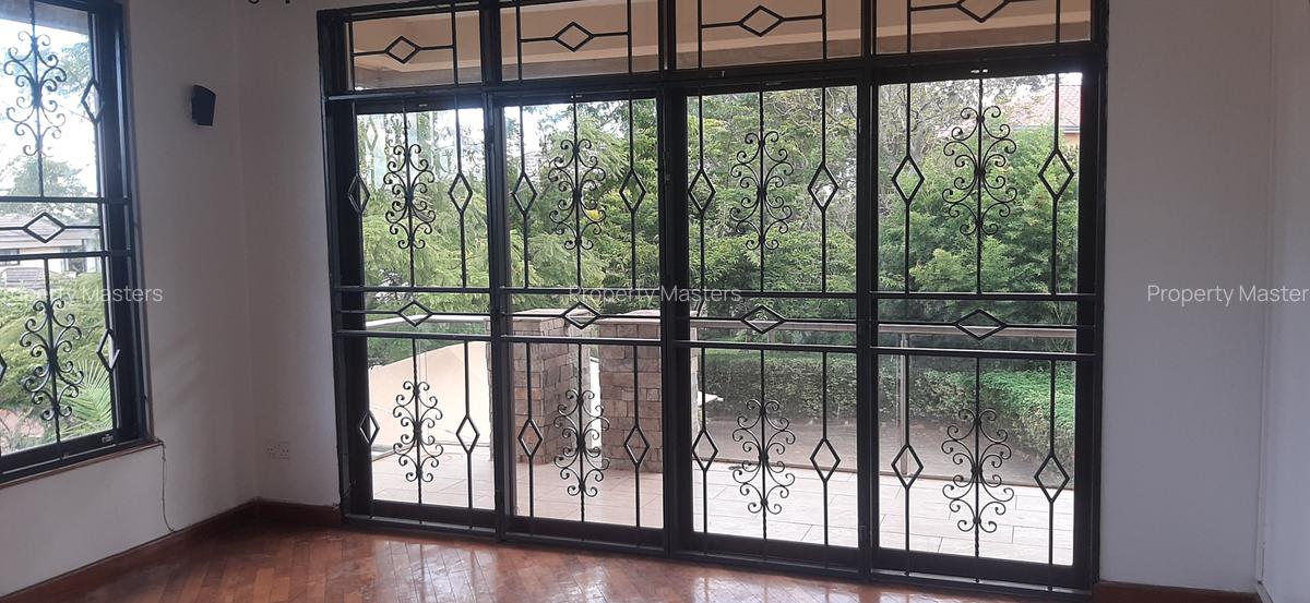 4 Bed Villa with En Suite at Ridgeways - 20