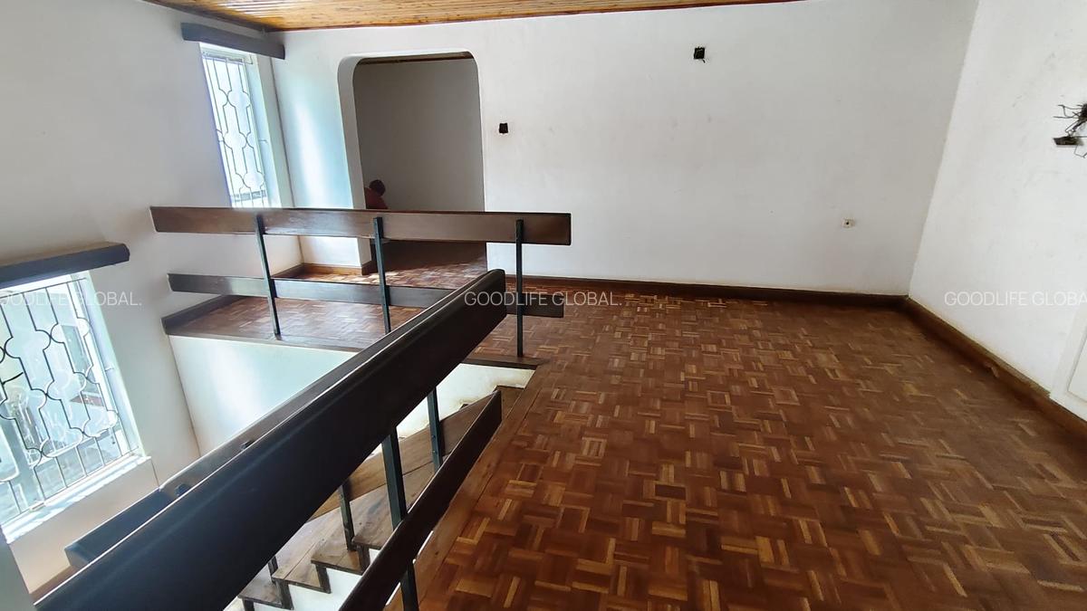 5 Bed House with En Suite at Gigiri - 11