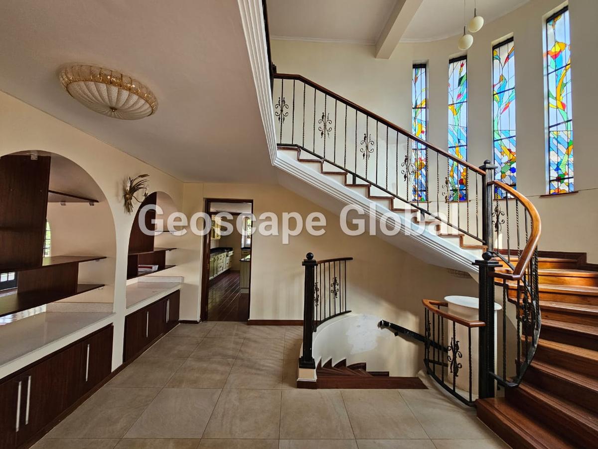 5 Bed House with En Suite in Kitisuru - 16