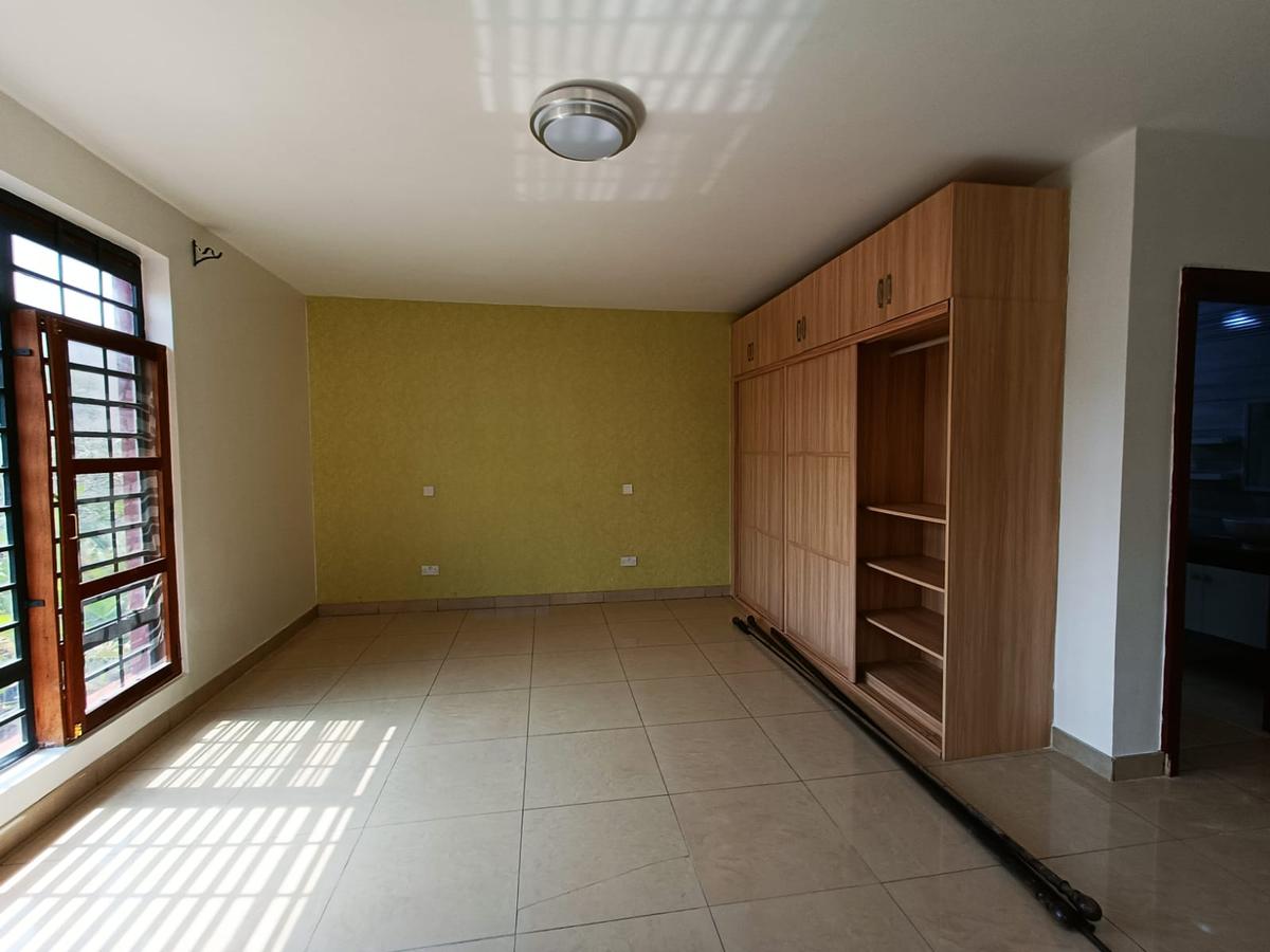 4 Bed Townhouse with En Suite in Kiambu Road - 16