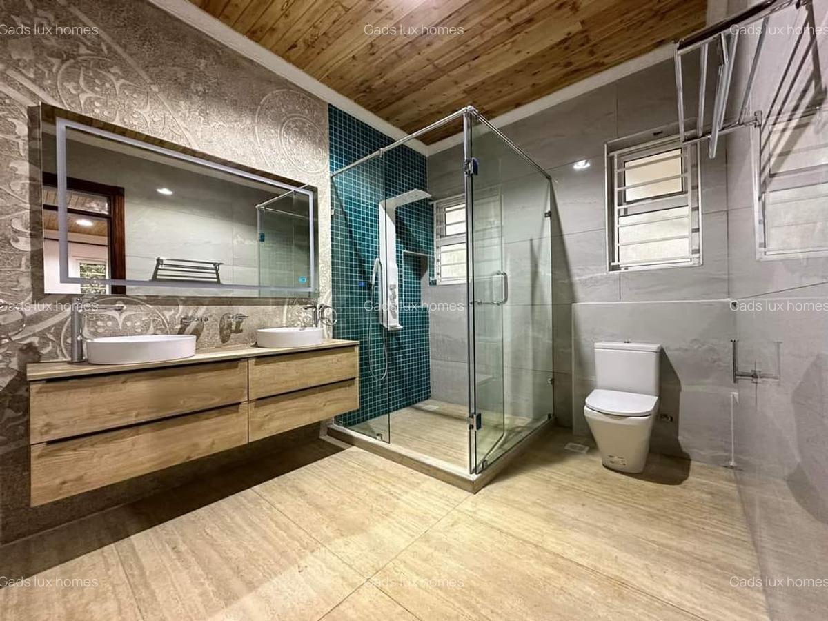 5 Bed Townhouse with En Suite at Rosslyn - 15