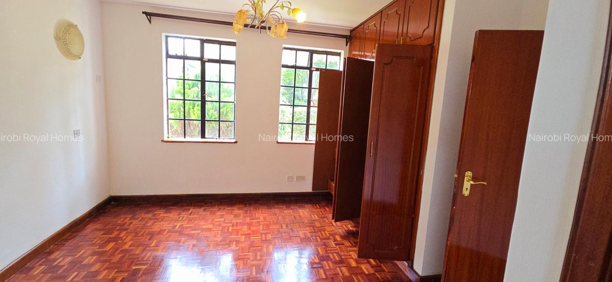 4 Bed Townhouse with En Suite at Lavington Mall - 14