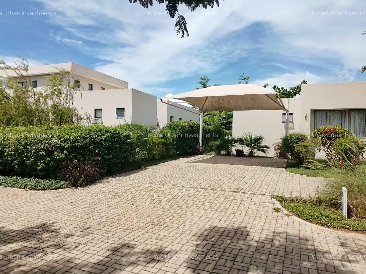 3 Bed House with En Suite in Vipingo - 11