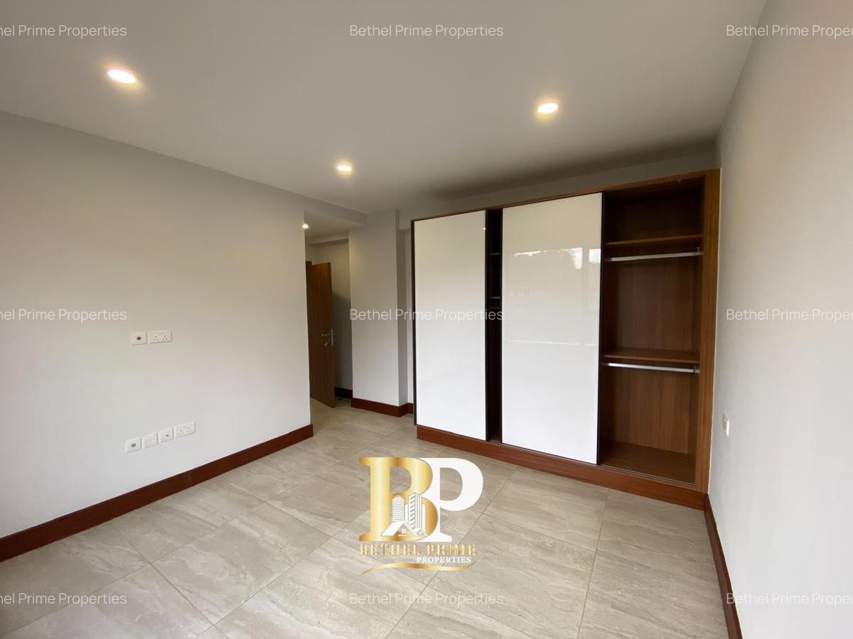 3 Bed Apartment with En Suite in Westlands Area - 3