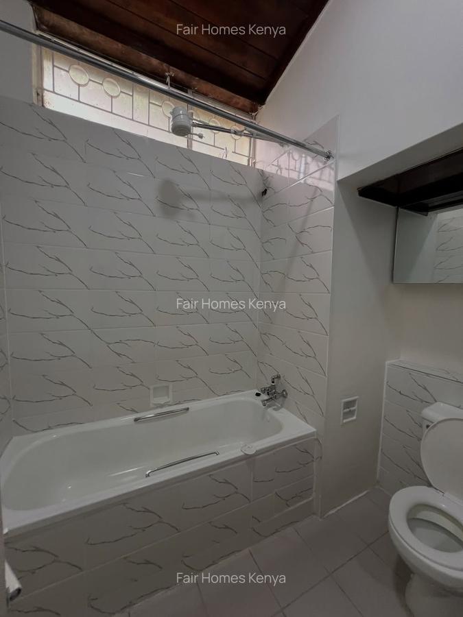 5 Bed Townhouse with En Suite at Manyani East - 15