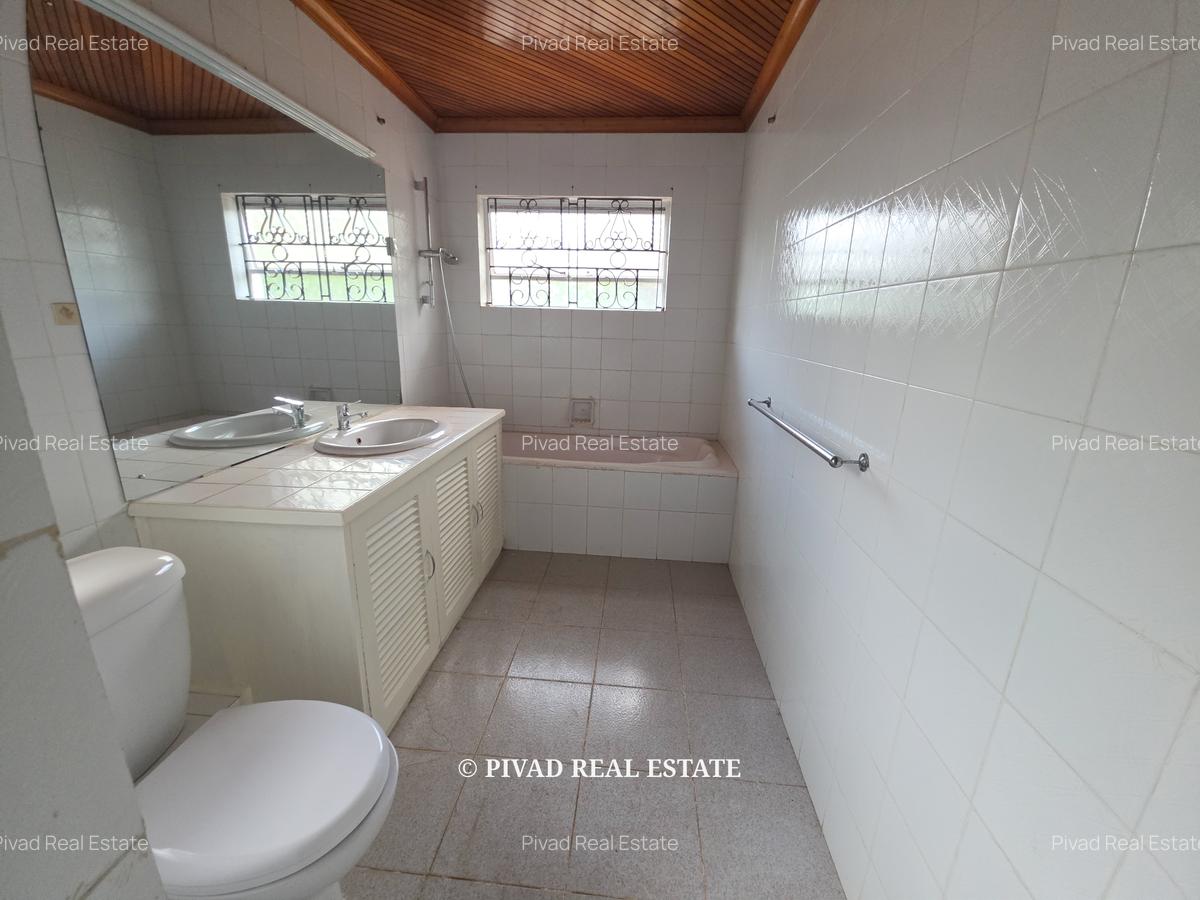 5 Bed House with Garden in Gigiri - 5