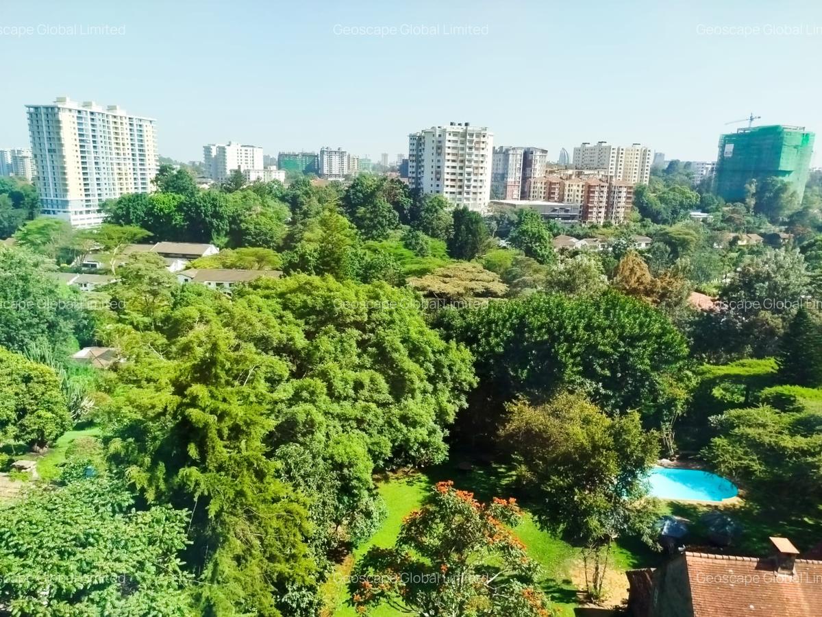 Furnished 3 Bed Apartment with En Suite in Riverside - 2