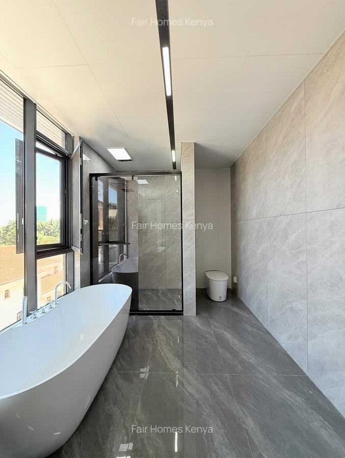 5 Bed Townhouse with En Suite at Lavington Green - 10