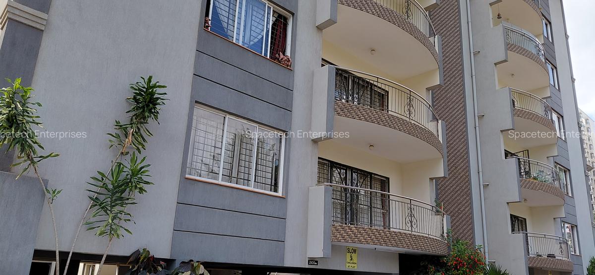 3 Bed Apartment with En Suite in Westlands Area - 1