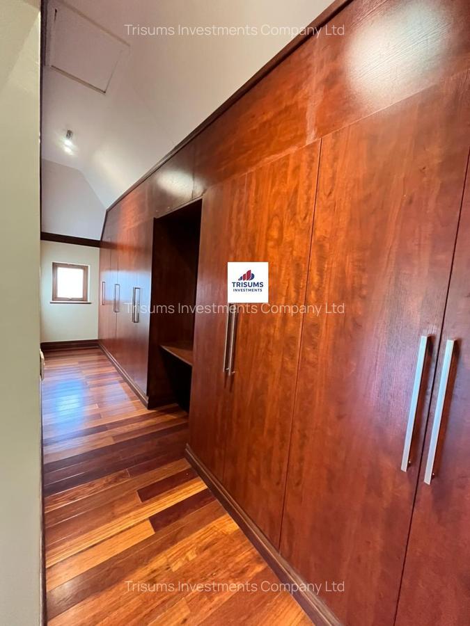 5 Bed Villa with En Suite in Kitisuru - 9