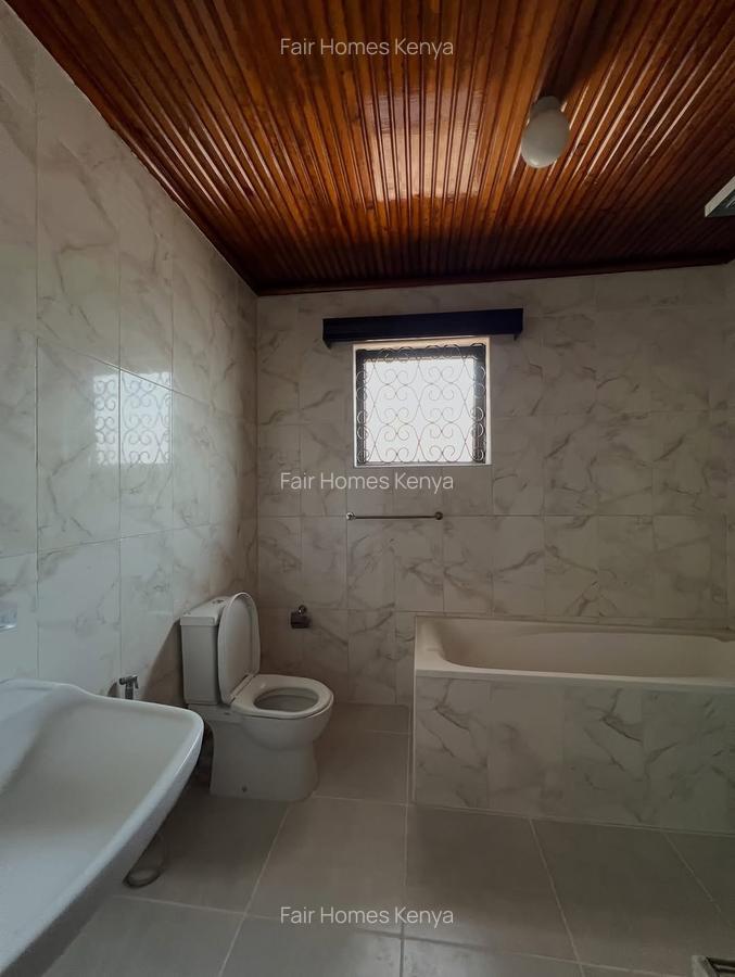 5 Bed Townhouse with En Suite at Kirichwa Road - 12