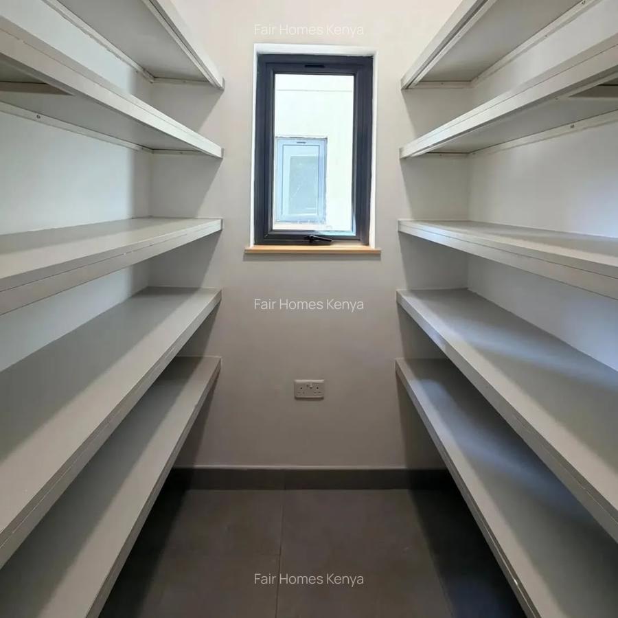 3 Bed Apartment with En Suite at Mandera Road - 13