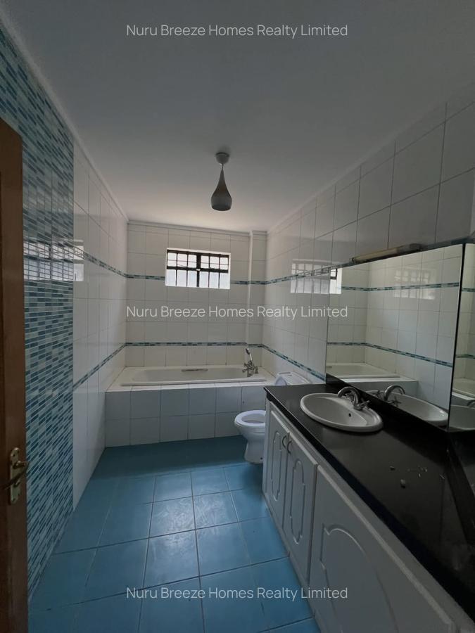 3 Bed Apartment with En Suite in Westlands Area - 5