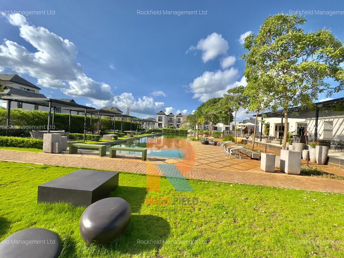 4 Bed Townhouse with En Suite in Runda - 1