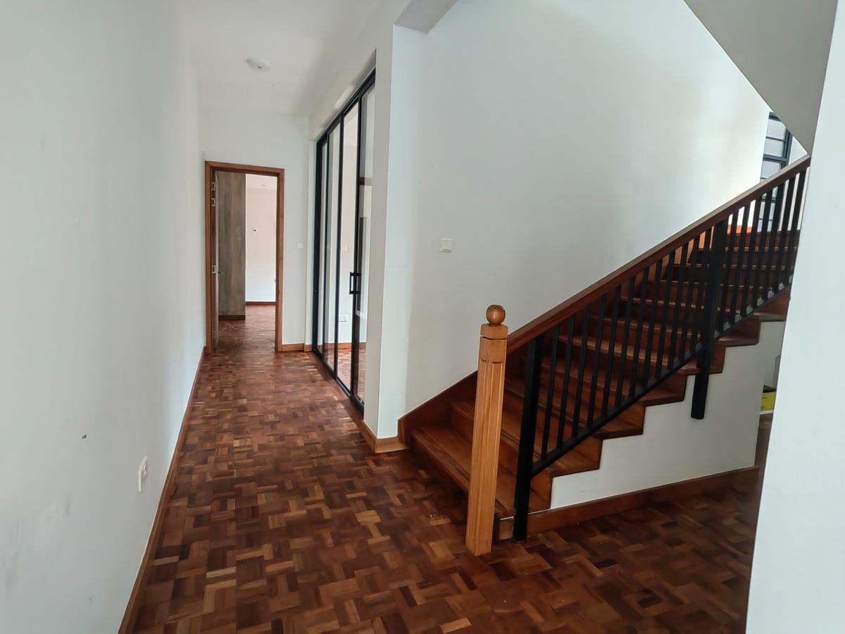 5 Bed Townhouse with En Suite at Mzima Springs - 10