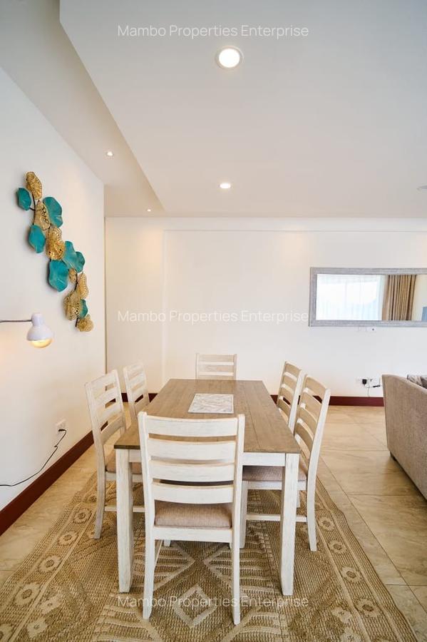 Furnished 2 Bed Apartment with En Suite at City Park Drive - 16