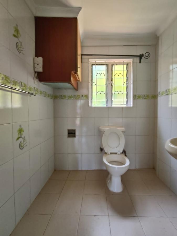 3 Bed Townhouse with En Suite at Lavington - 3