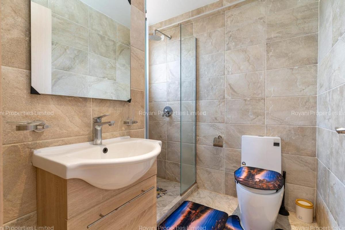 Serviced 2 Bed Apartment with En Suite in Kileleshwa - 11