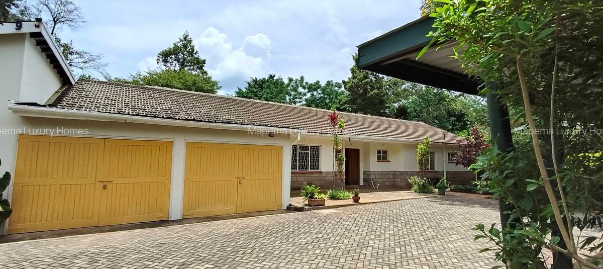 4 Bed House with En Suite at Old Runda - 17