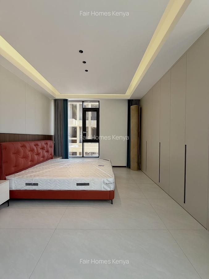 5 Bed Townhouse with En Suite at Lavington Green - 6