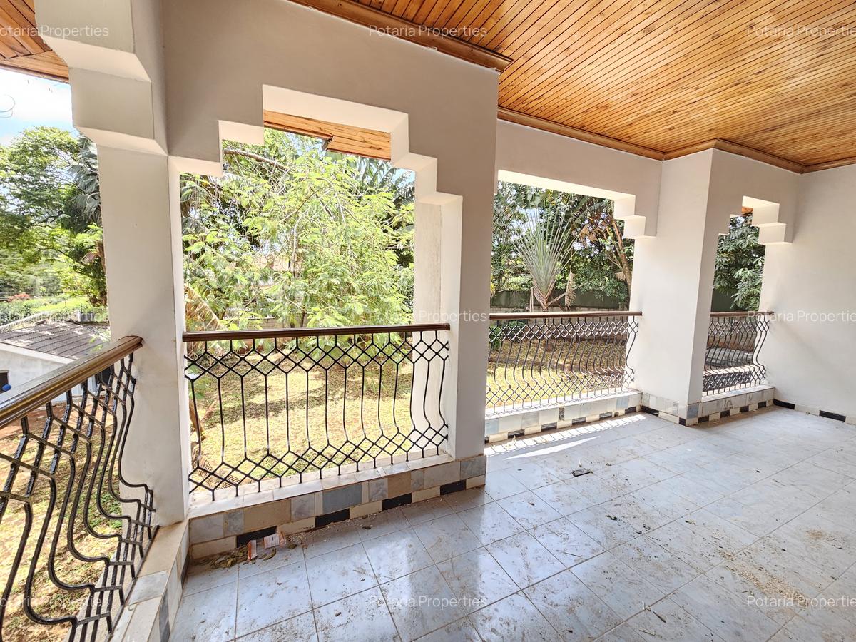 5 Bed House with En Suite in Runda - 5