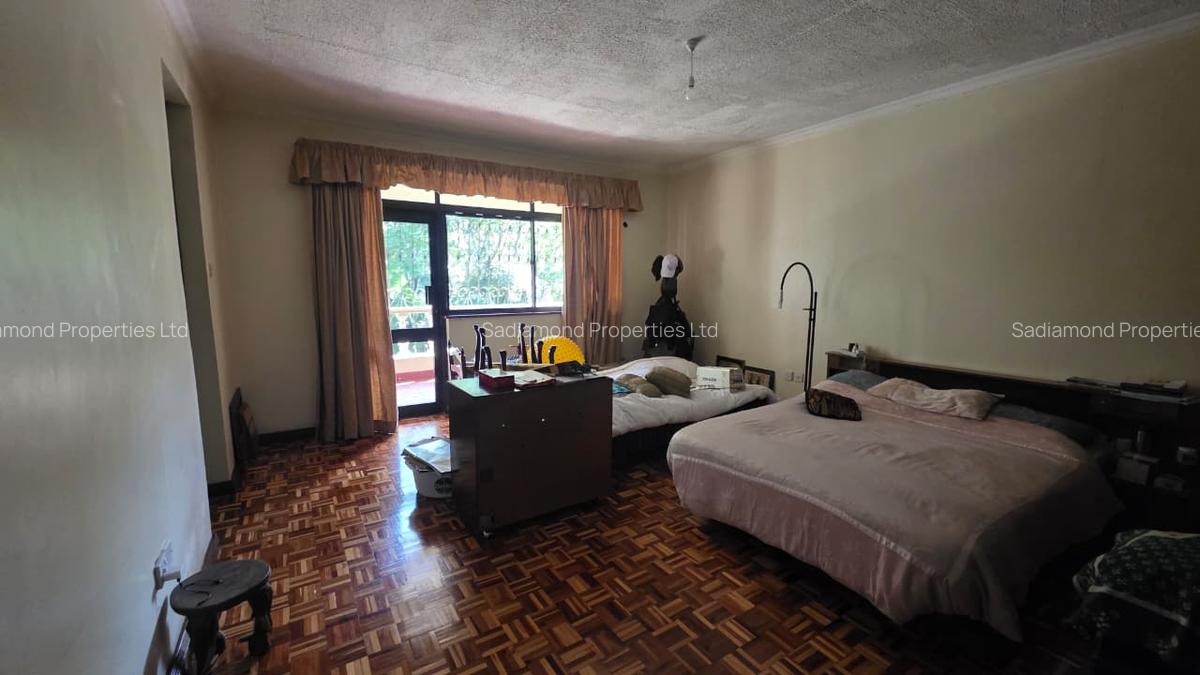 5 Bed House with En Suite in Karen - 6