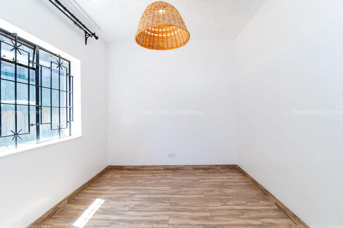 3 Bed Apartment with En Suite in Kilimani - 9