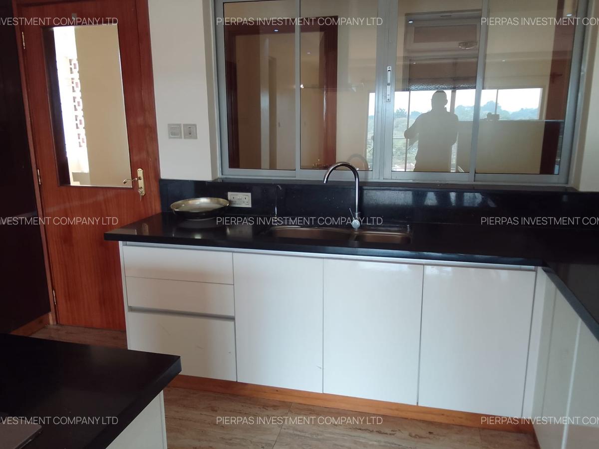 Serviced 3 Bed Apartment with En Suite in Kileleshwa - 17