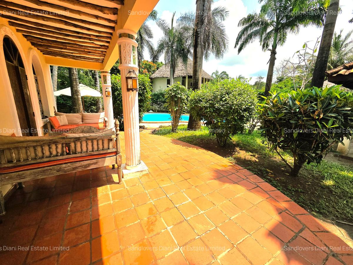 3 Bed Villa with Swimming Pool in Diani - 5