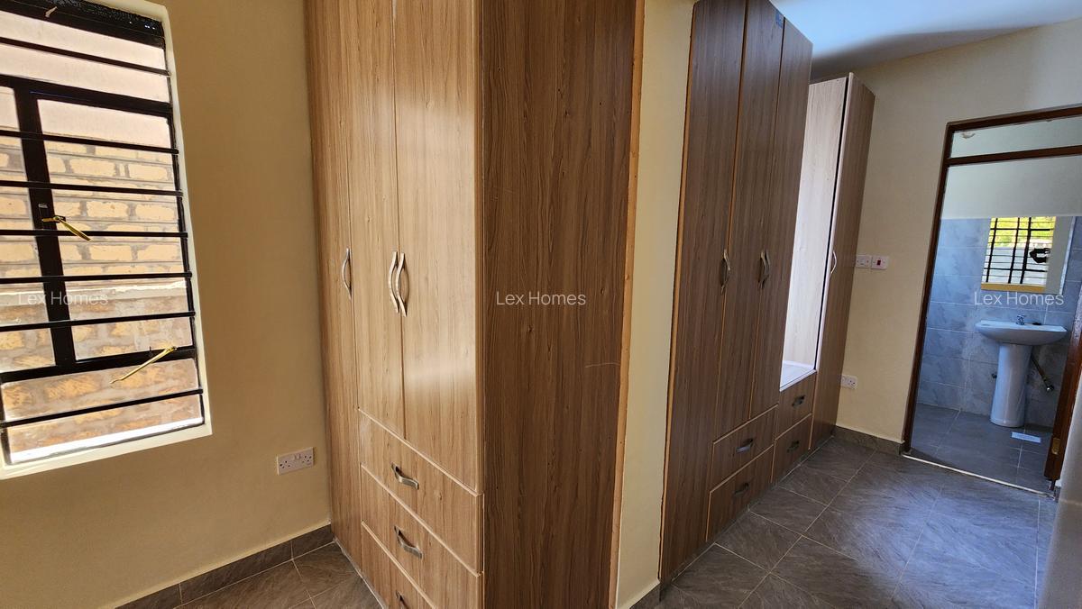 4 Bed House with En Suite at Rimpa Road - 11