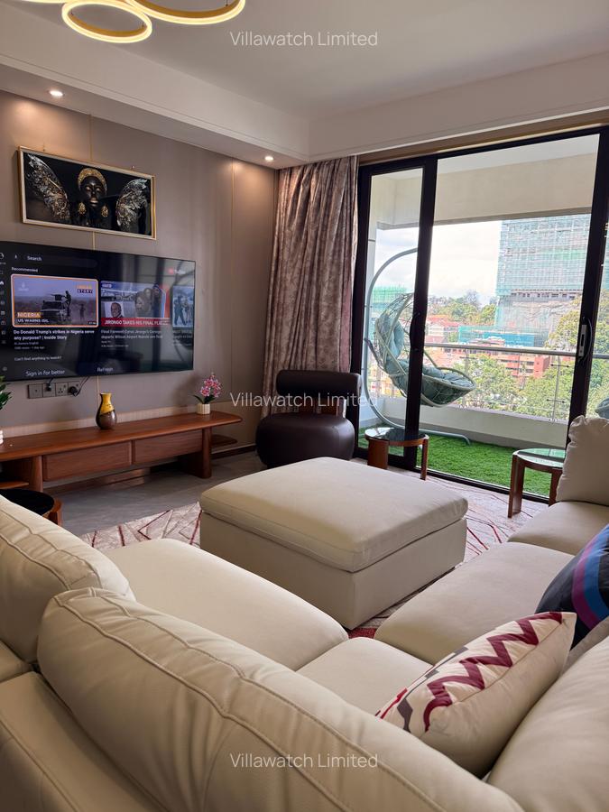 Serviced 3 Bed Apartment with En Suite at Riverside Square - 1