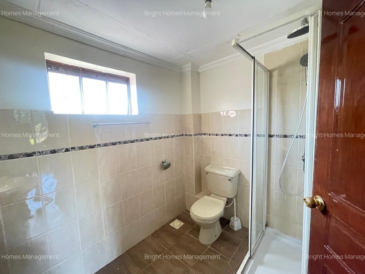 5 Bed Townhouse with En Suite in Lavington - 10