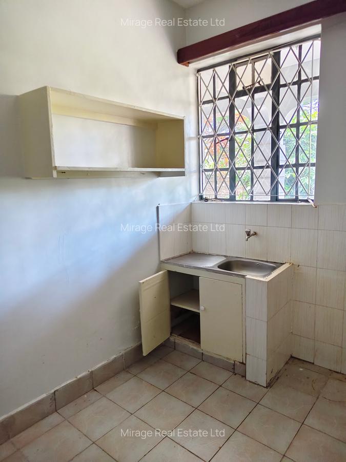 Bedsitter in Kileleshwa - 7