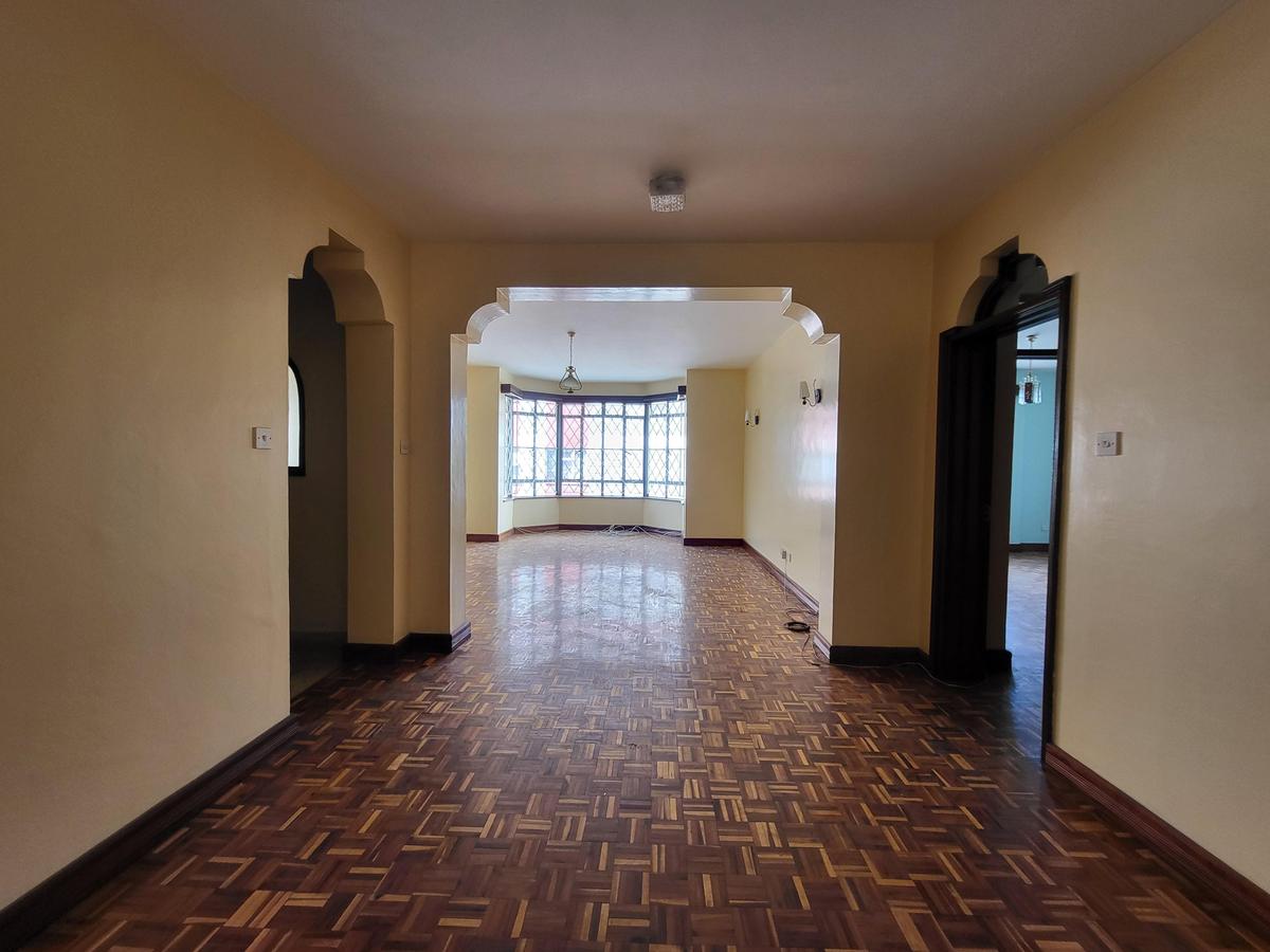 3 Bed Apartment with En Suite in Kileleshwa - 12