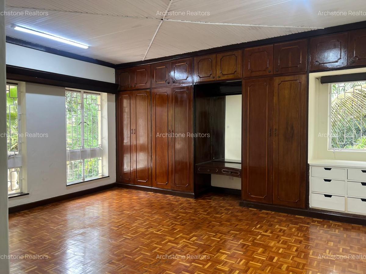 Office with Parking in Gigiri - 7