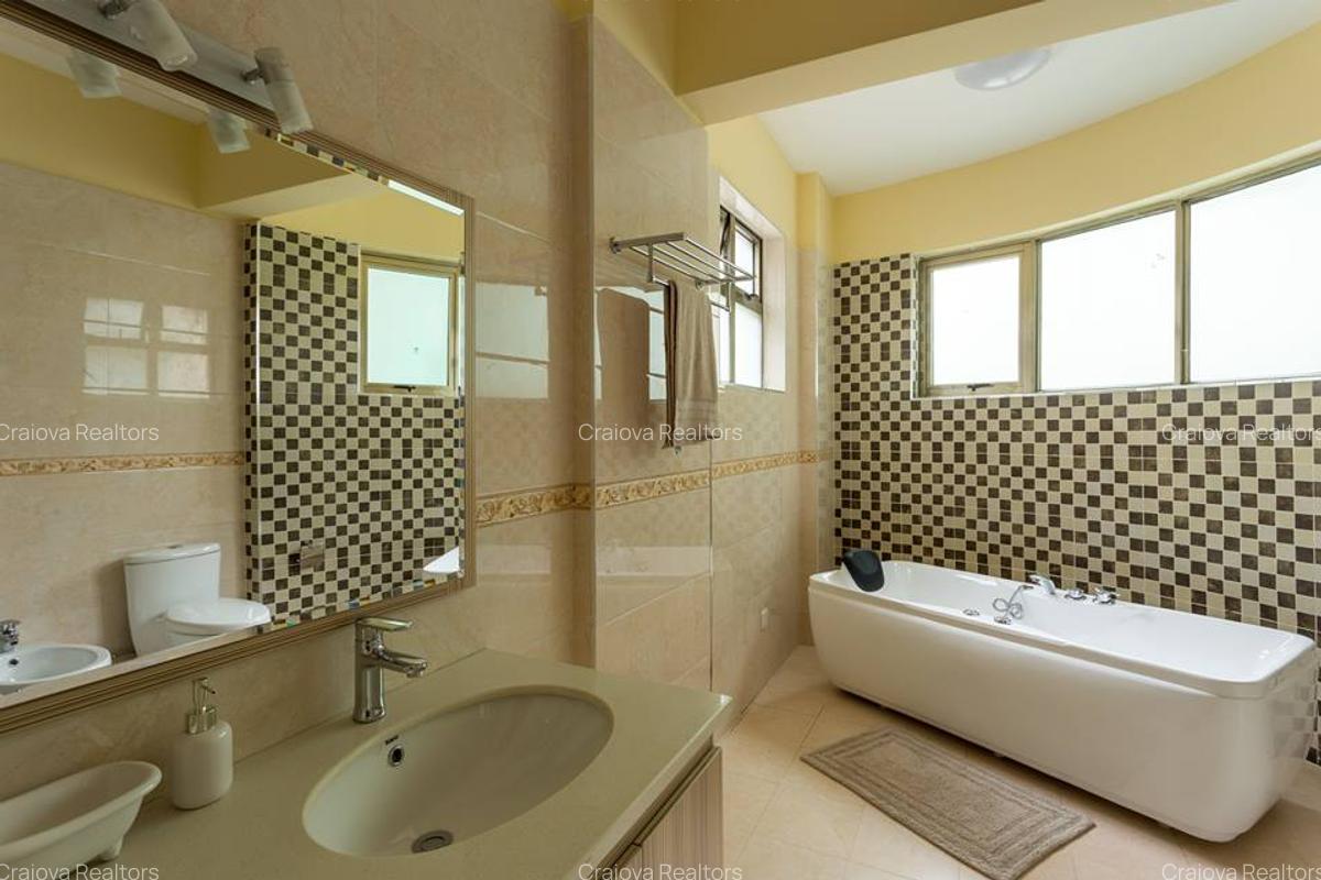 Furnished 3 Bed Apartment with En Suite at Argwings Kodhek Road - 7