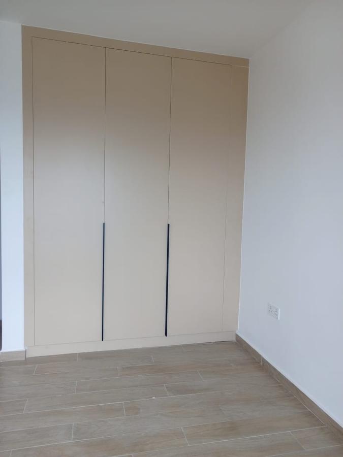 2 Bed Apartment with En Suite in South C - 7