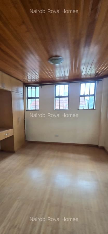 5 Bed Townhouse with En Suite at Lavington Green - 13