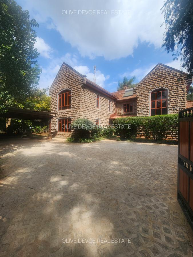 5 Bed Villa with En Suite in Karen - 1