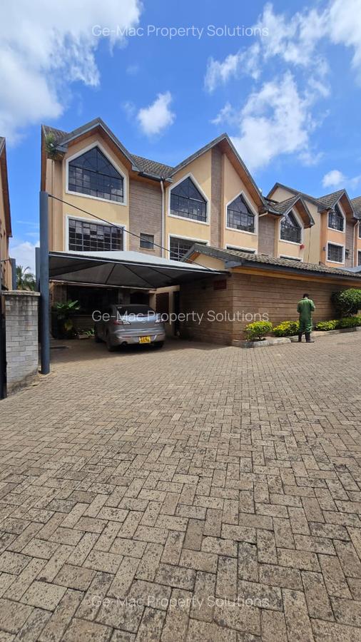 6 Bed Townhouse with En Suite in Lavington - 2