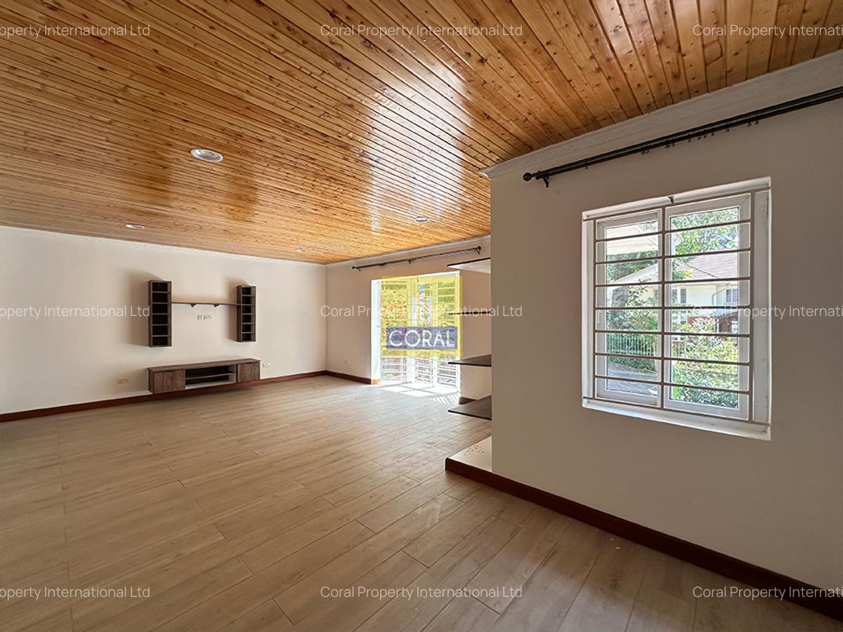 5 Bed Townhouse in Rosslyn - 14