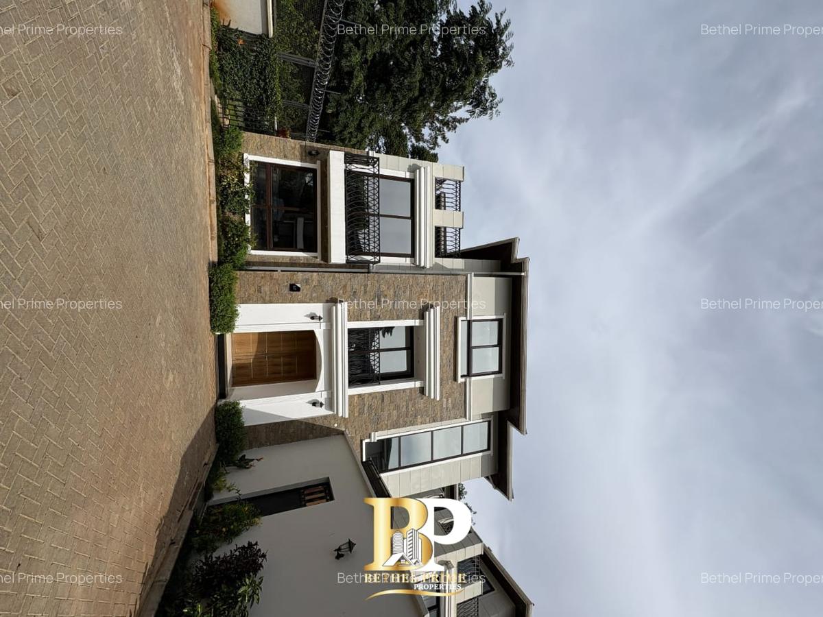 4 Bed Townhouse with En Suite at Peponi Road - 17