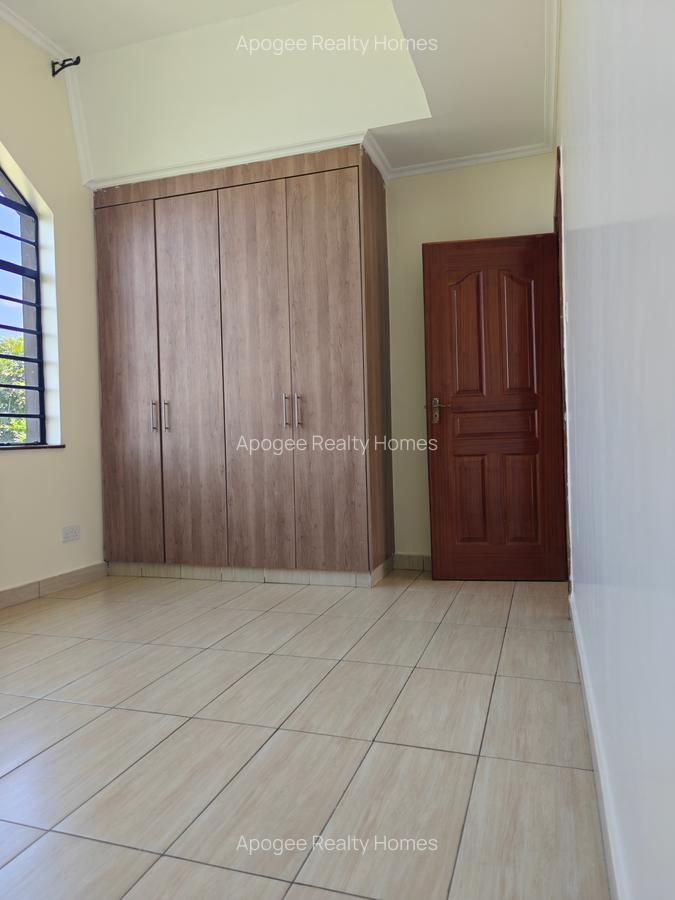 4 Bed House with En Suite at Eden Ville Estate - 18