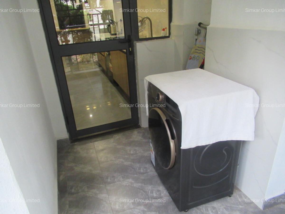 Furnished 2 Bed Apartment with En Suite at Riverside - 9