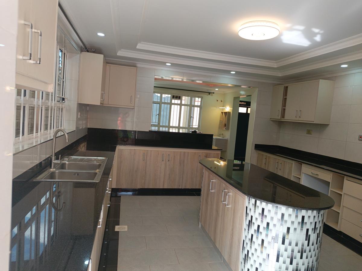 4 Bed Townhouse with En Suite in Ruiru - 6