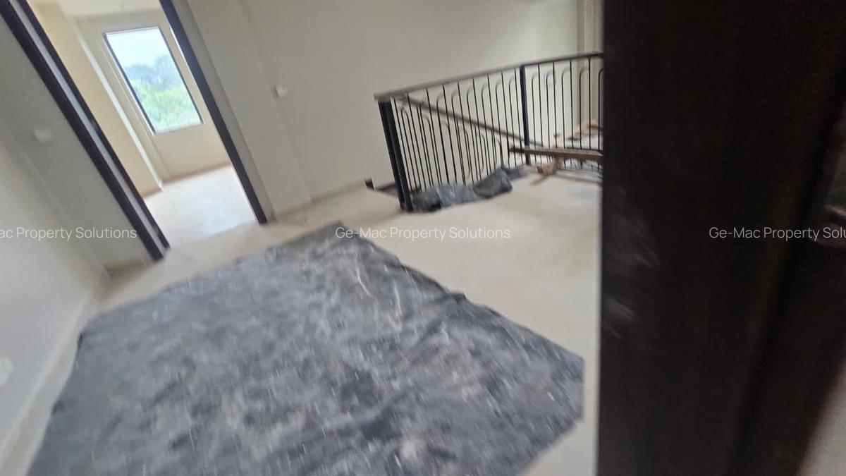 5 Bed Townhouse with En Suite in Lavington - 8