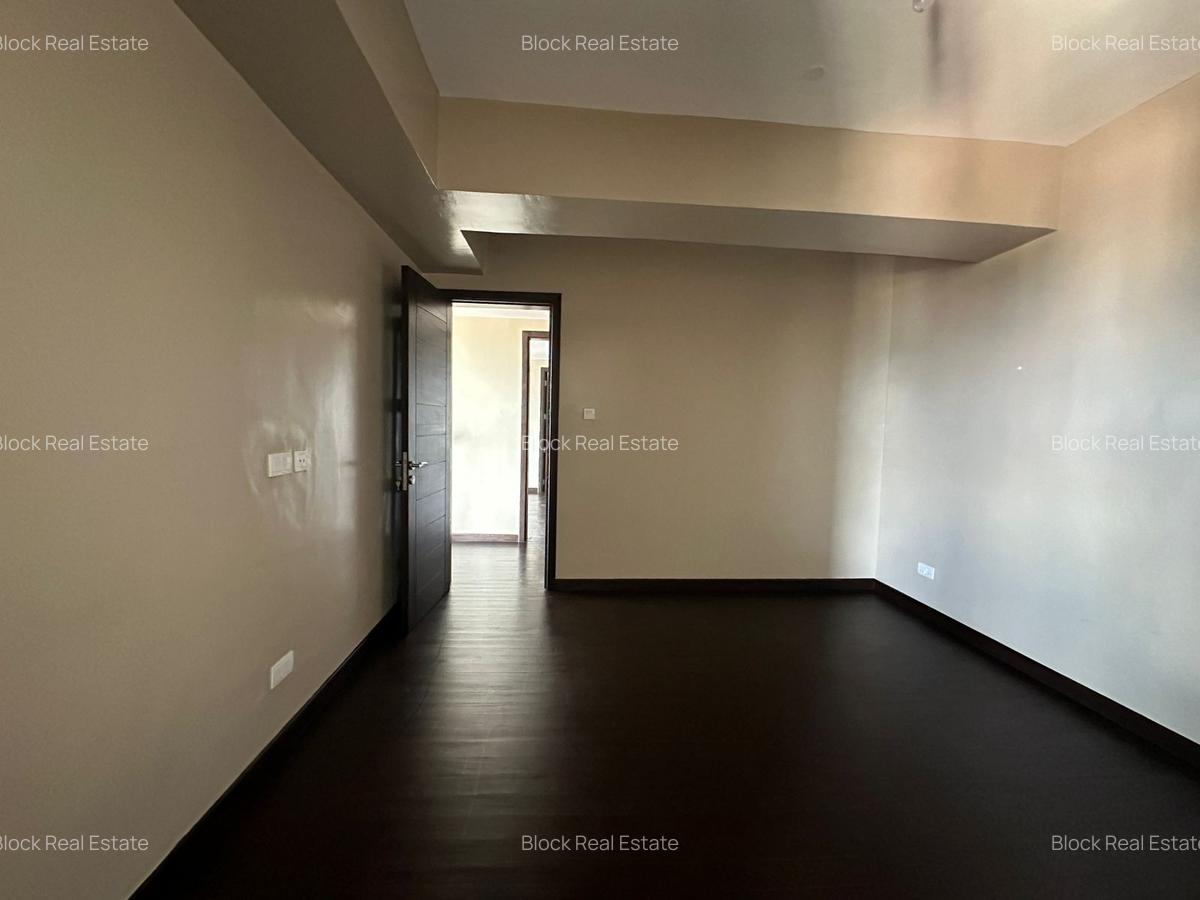 4 Bed Apartment with En Suite in Lavington - 4